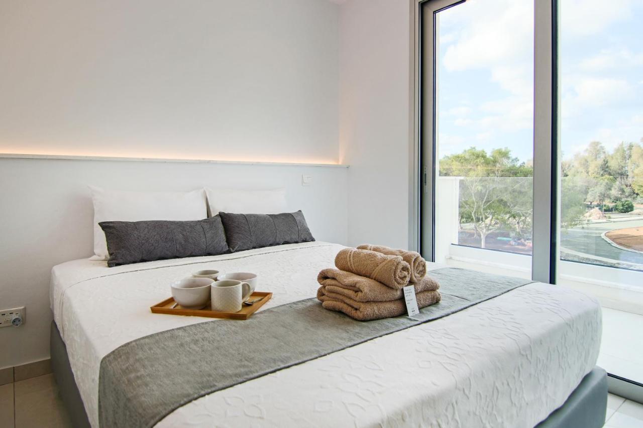 Phaedrus Living - Seaside Executive Flat Harbour 101 Apartamento Pafos Exterior foto