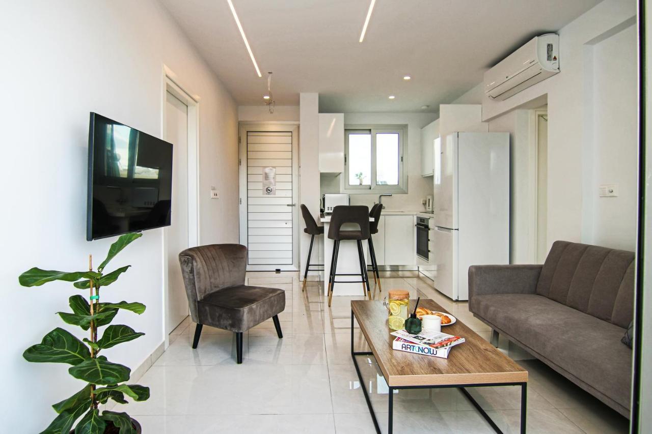 Phaedrus Living - Seaside Executive Flat Harbour 101 Apartamento Pafos Exterior foto